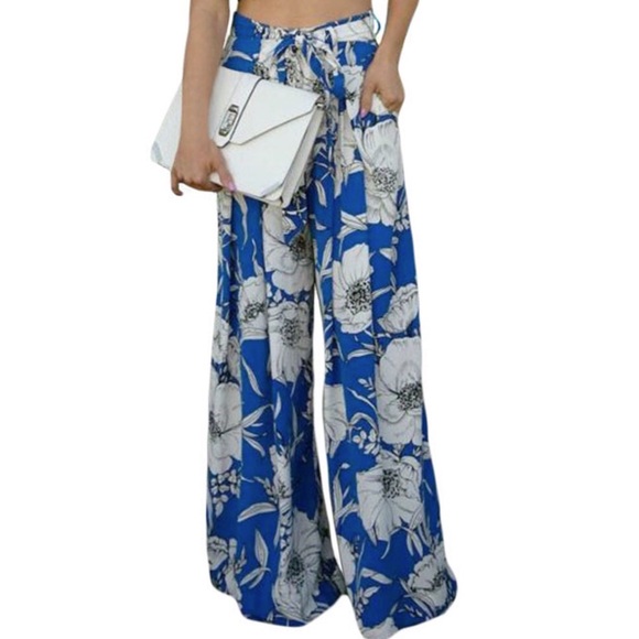 Zara Pants - ZARA WIDE LEGGED BLUE WHITE FLORAL PALAZZO PANTS